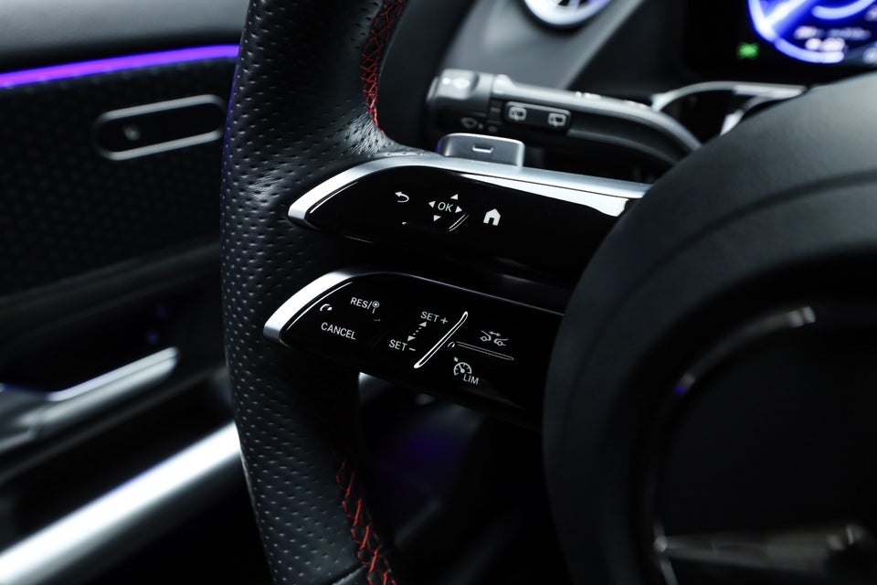 Mercedes EQA350 AMG Line 4Matic 5d