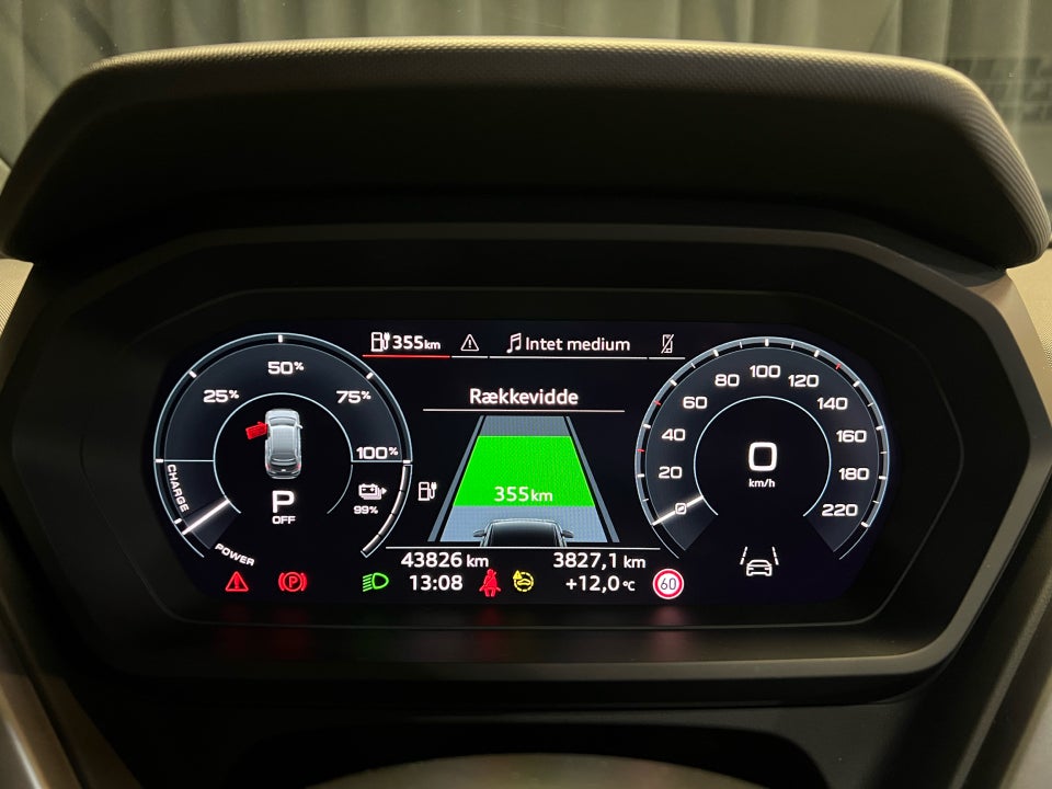 Audi Q4 e-tron 40  5d