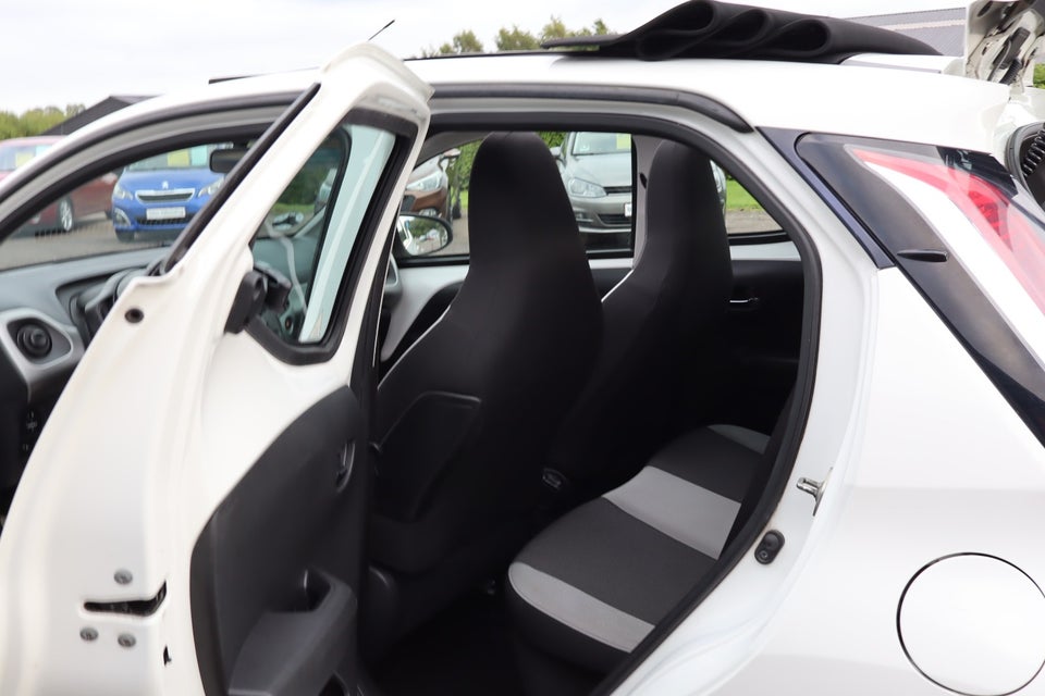 Toyota Aygo 1,0 VVT-i x-sky 5d