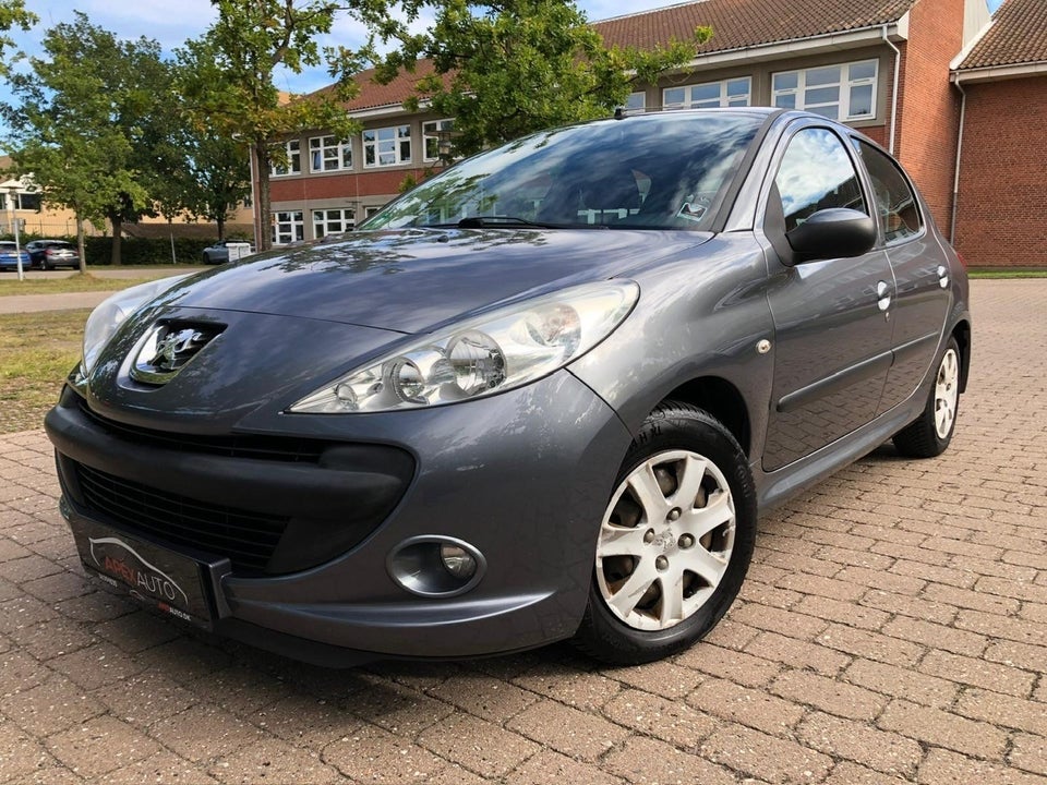 Peugeot 206+ 1,4 HDi 68 Active 5d