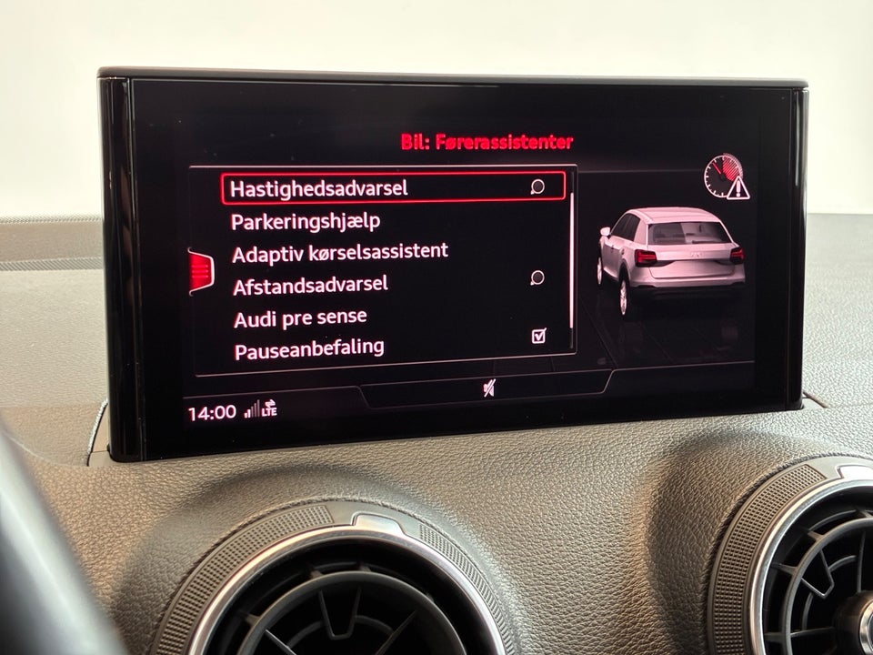 Audi Q2 35 TFSi Prestige S-tr. 5d