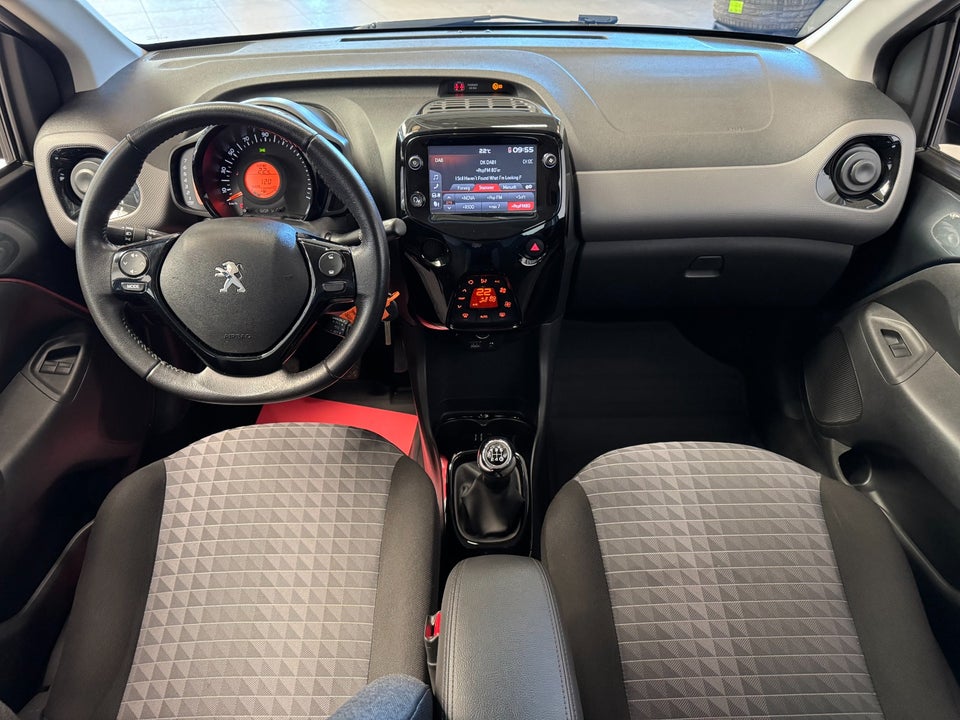 Peugeot 108 1,0 e-VTi 72 Allure+ 5d