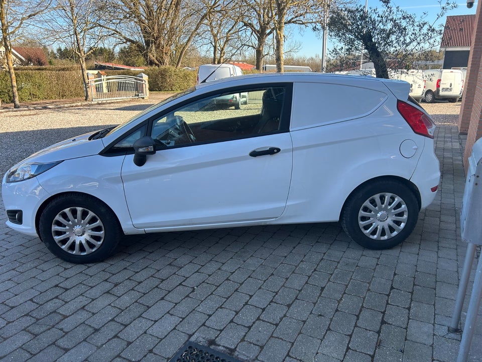 Ford Fiesta 1,5 TDCi 75 Trend Van 3d
