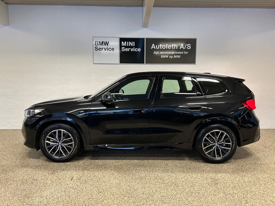 BMW iX1 xDrive30 Fully Charged M-Sport 5d