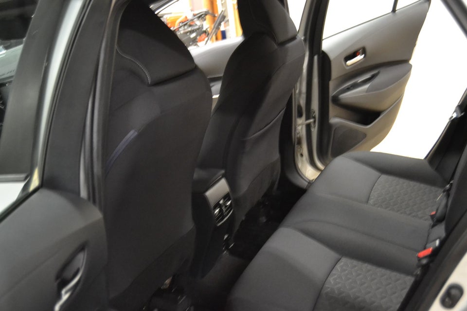 Toyota Corolla 1,8 Hybrid H3 Smart Touring Sports MDS 5d