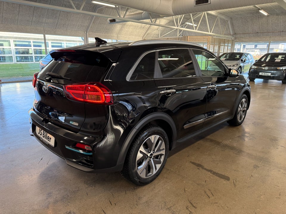 Kia e-Niro 64 Premium 5d