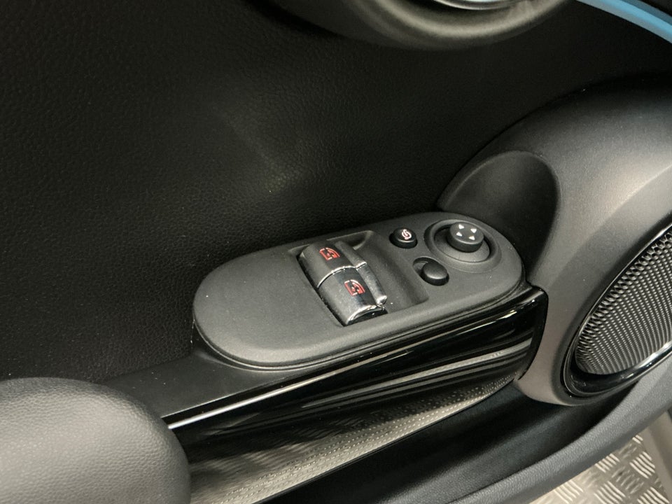 MINI Cooper SE Classic Trim 3d