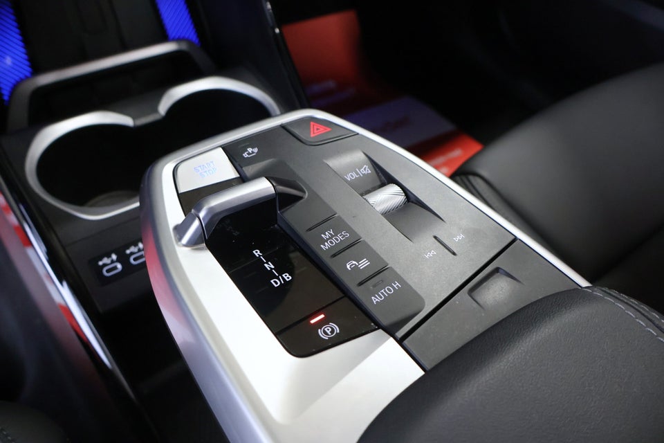 BMW iX1 eDrive20 X-Line 5d