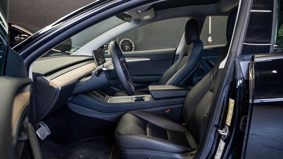 Tesla Model 3 Performance AWD 4d