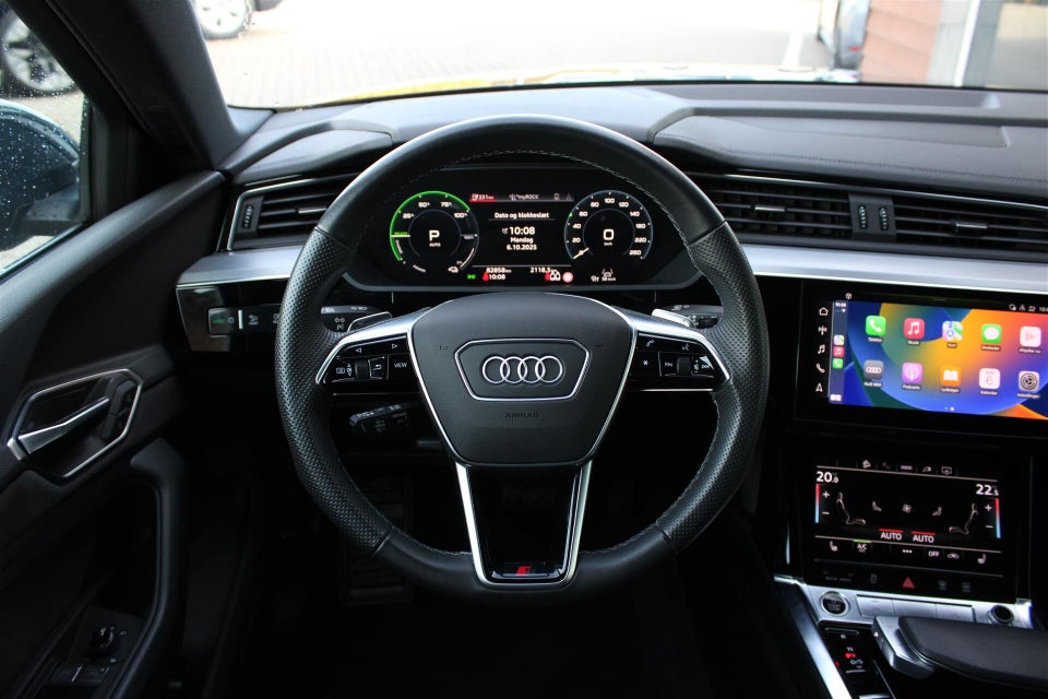 Audi e-tron 55 S-line Sportback quattro 5d
