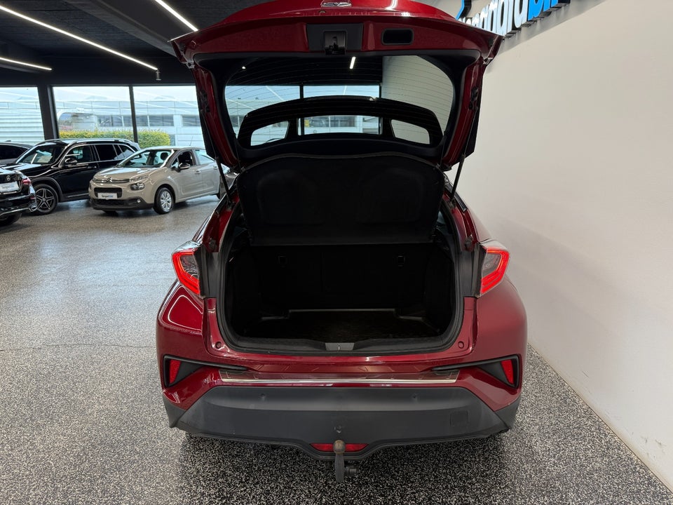 Toyota C-HR 1,8 Hybrid C-ULT CVT 5d