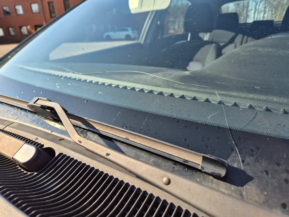 Mazda 6 2,0 Advance 4d