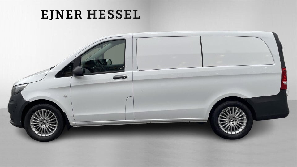 Mercedes eVito 129 Tourer PRO L Van