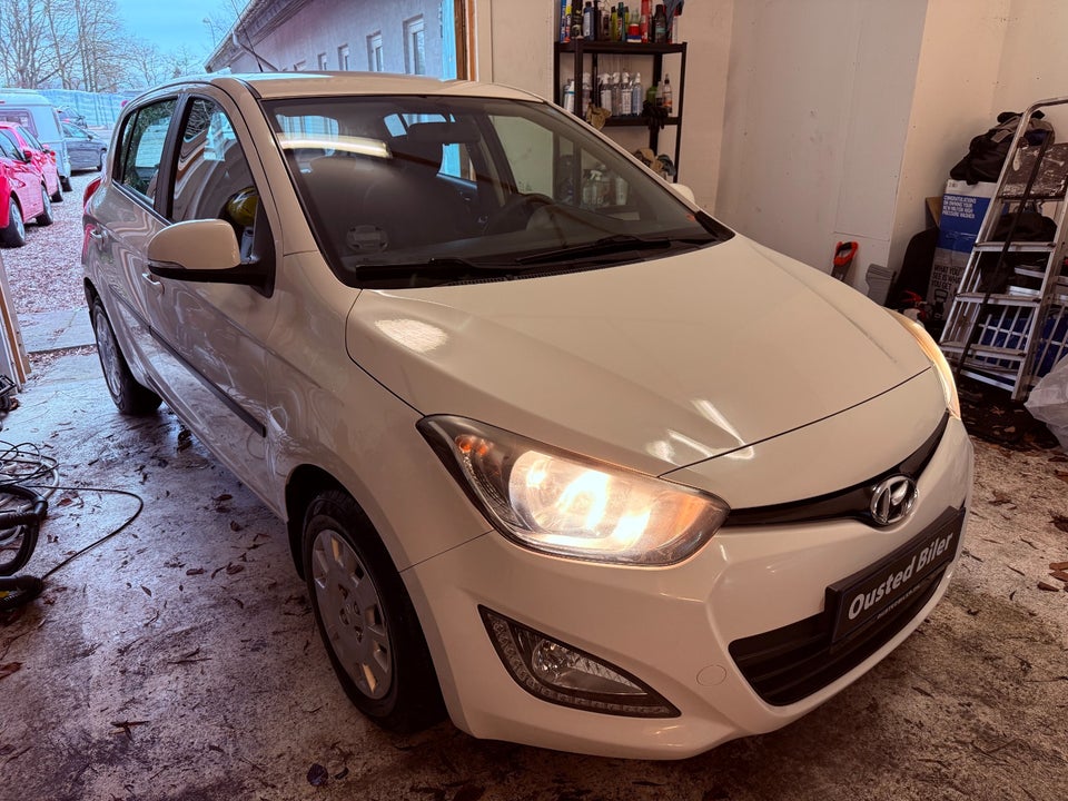 Hyundai i20 1,4 Comfort aut. 5d