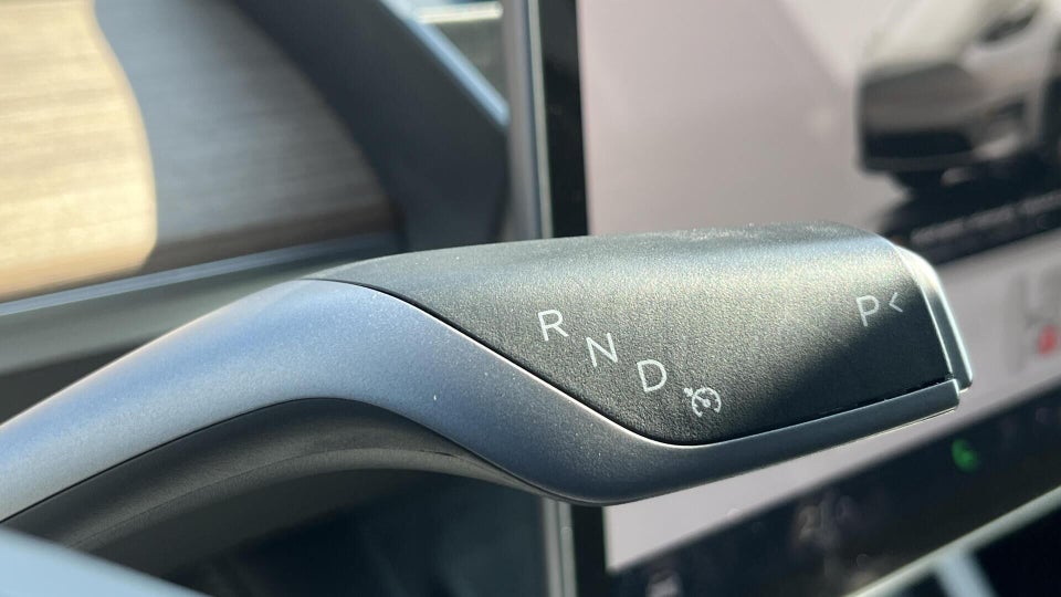 Tesla Model Y RWD 5d