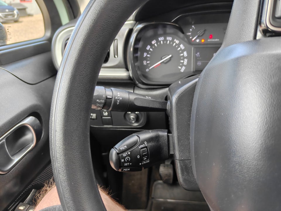 Citroën C3 1,2 PureTech 82 Feel 5d