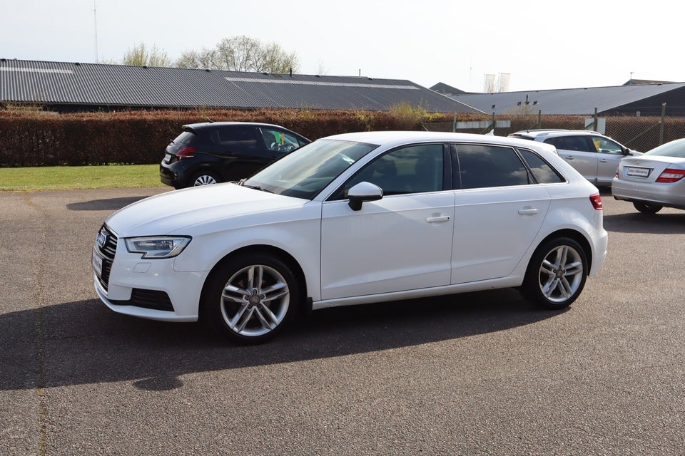 Audi A3 1,0 TFSi 116 Sport Sportback 5d