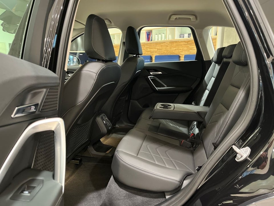 BMW iX1 xDrive30 X-Line 5d