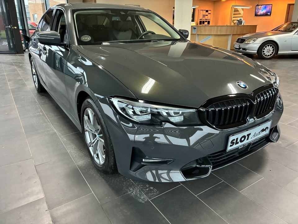 BMW 320i 2,0 Sport Line aut. 4d