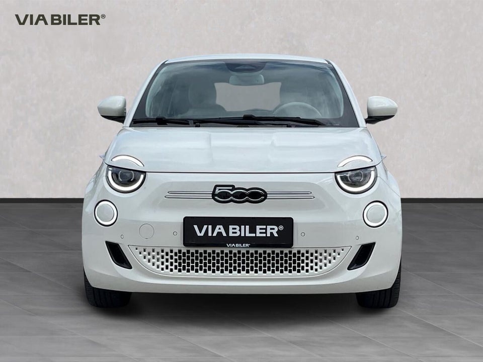Fiat 500e 42 la Prima by Bocelli 3d