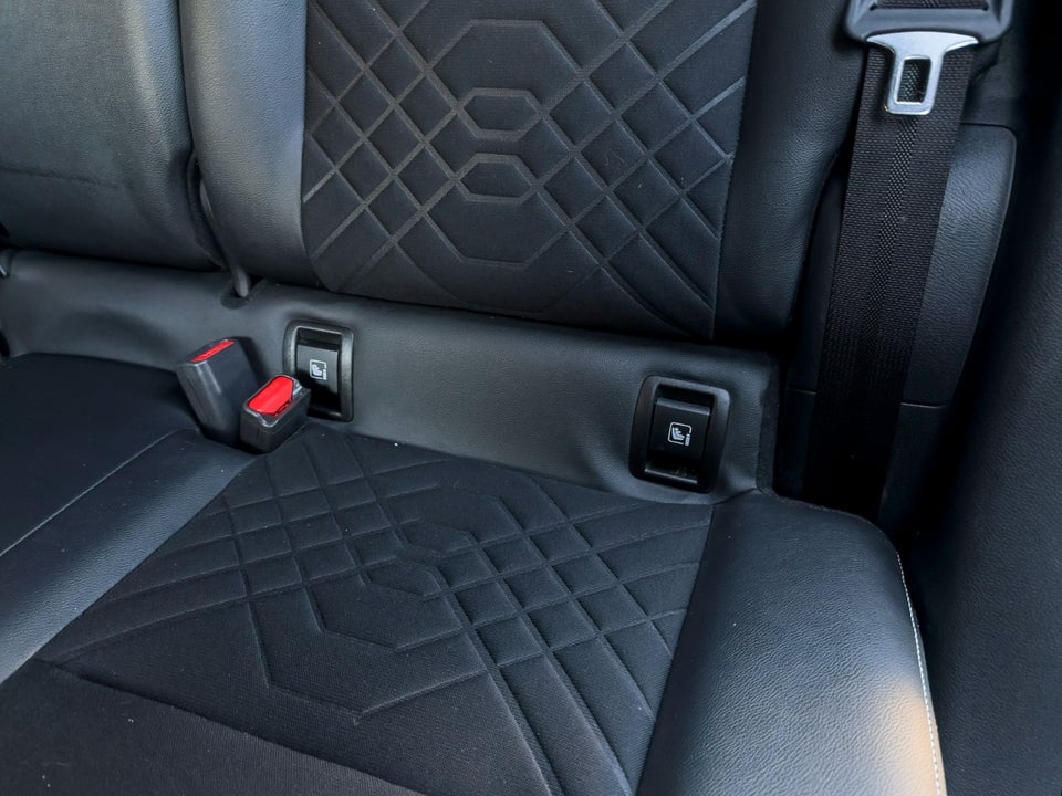 Nissan Juke 1,0 Dig-T 117 Tekna DCT 5d