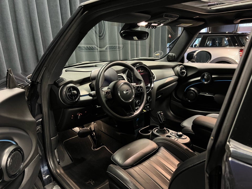 MINI Cooper SE Yours Lounge 3d