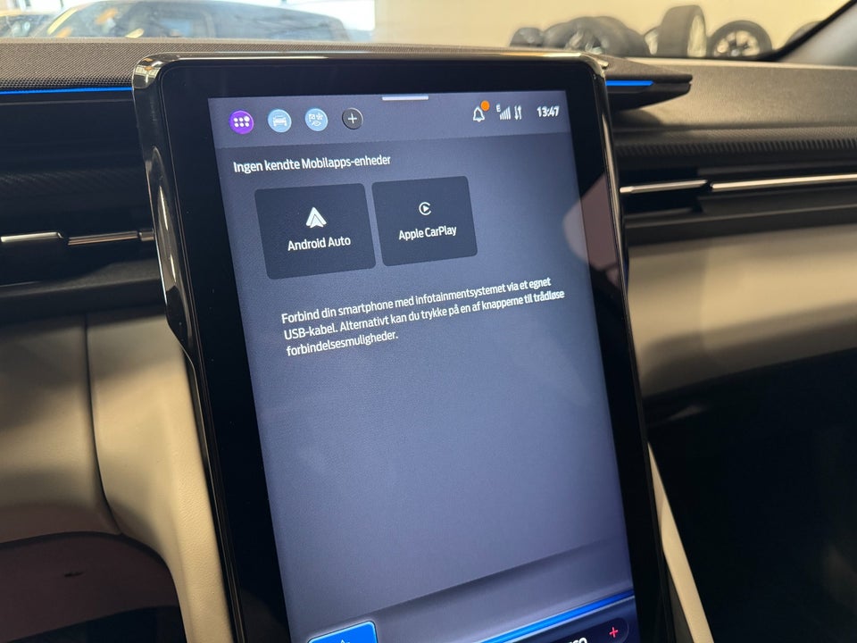 Ford Explorer 82 Premium Extended Range 5d