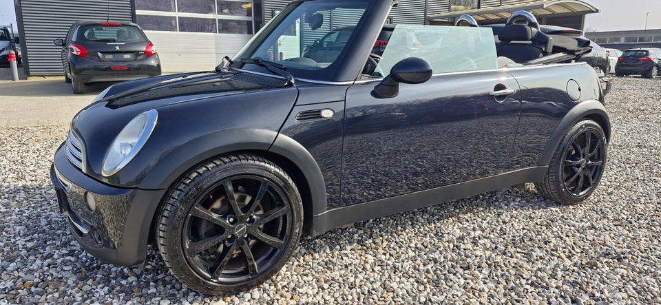 MINI Cooper 1,6 Cabriolet 2d