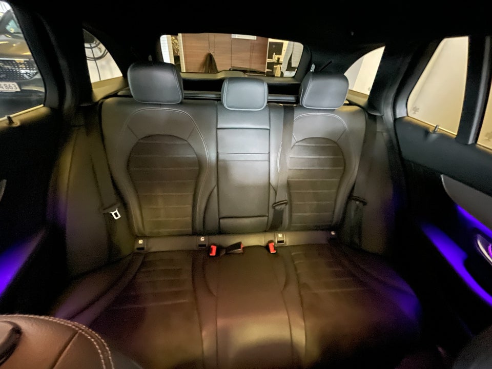 Mercedes C300 de 2,0 AMG Line aut. 4d