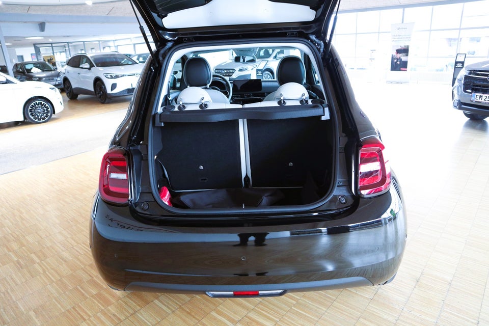 Fiat 500e 42 la Prima by Bocelli 3d