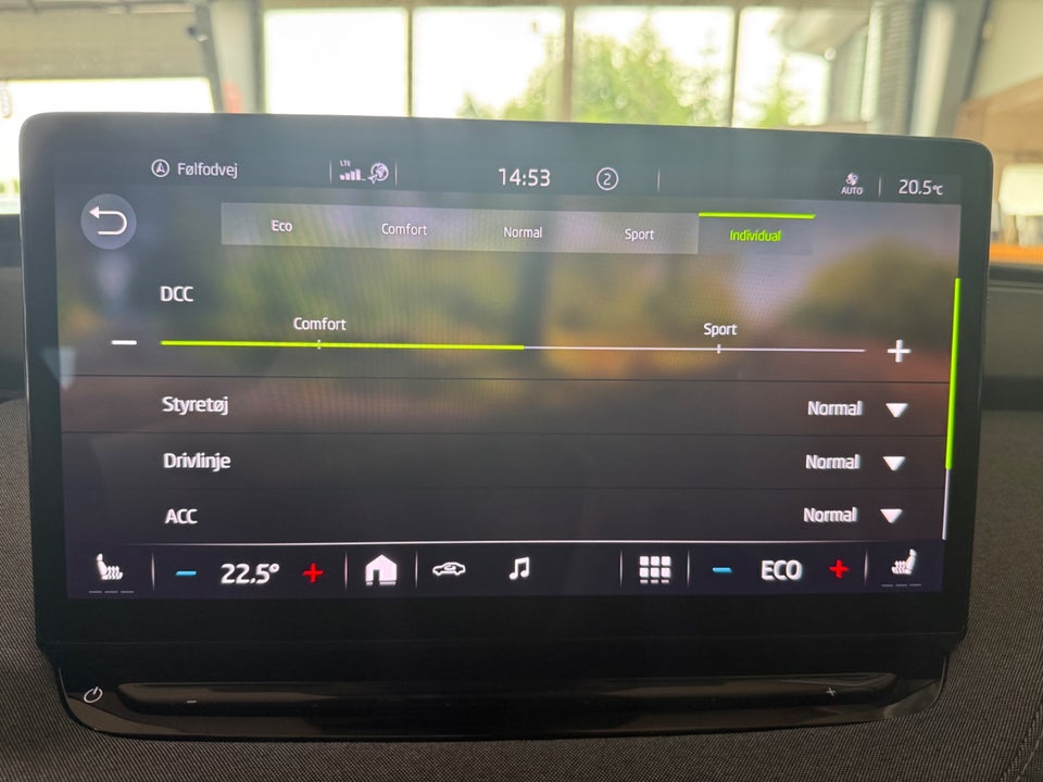 Skoda Enyaq 80 iV Loft 5d