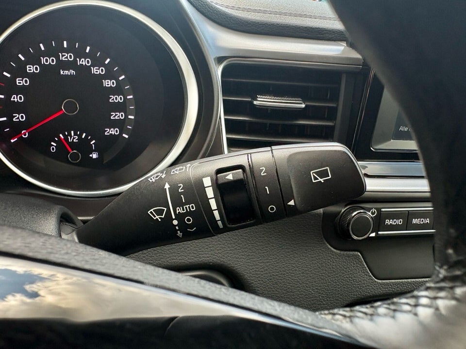 Kia Ceed 1,4 T-GDi Attraction SW 5d