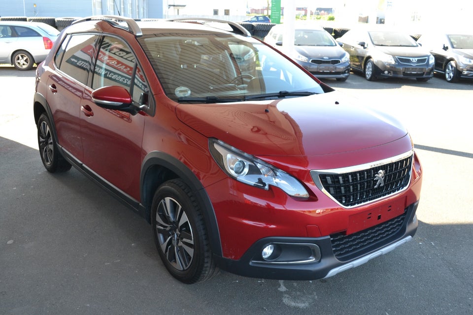 Peugeot 2008 1,2 e-THP 110 Allure 5d