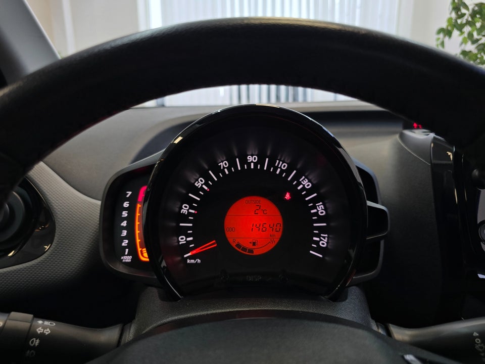 Peugeot 108 1,0 e-VTi 72 Active 5d