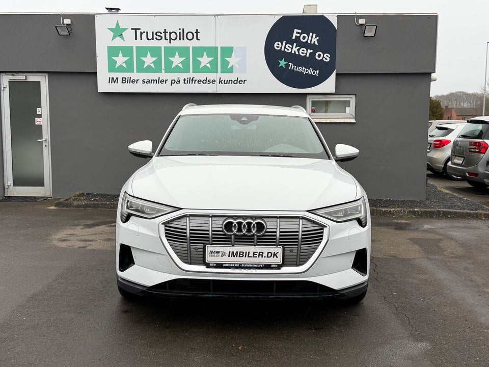 Audi e-tron 55 quattro 5d