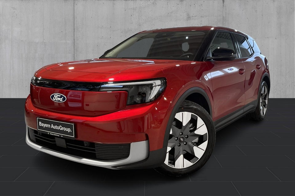 Ford Explorer 82 Premium Extended Range 5d
