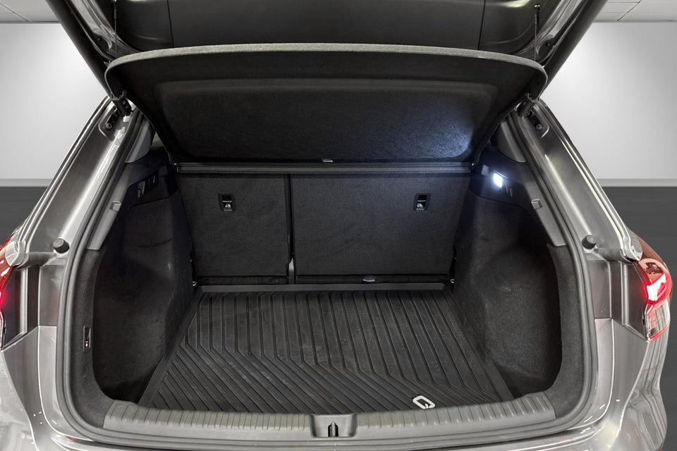 Audi Q4 e-tron 45 Progress 5d