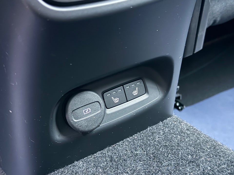 Volvo XC40 ReCharge Core 5d