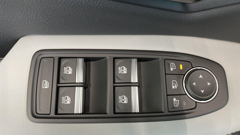 Renault Scenic E-Tech 87 Iconic 5d