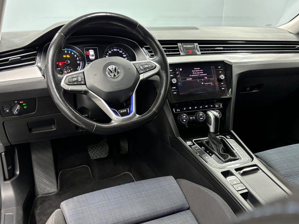 VW Passat 1,4 GTE DSG 4d