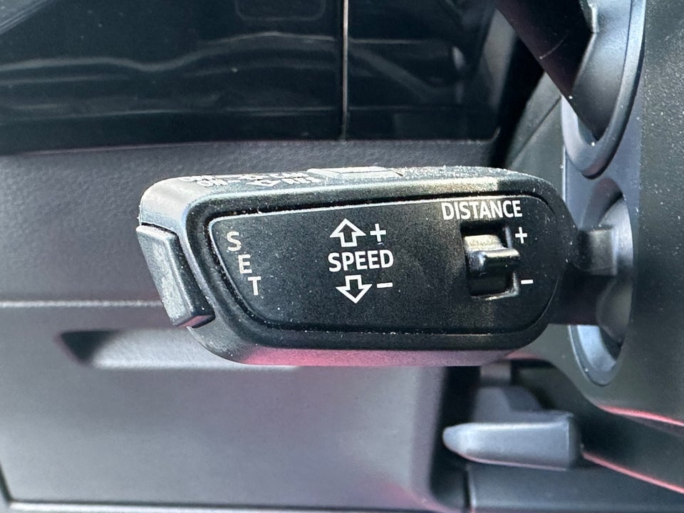 Audi e-tron 55 S-line quattro 5d