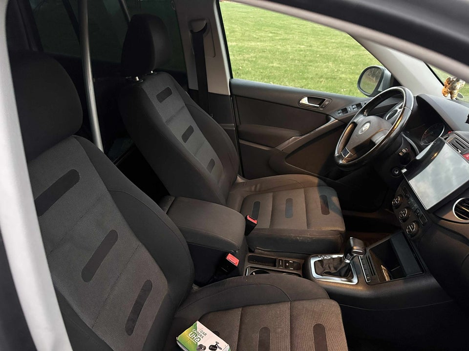 VW Tiguan 2,0 TDi 140 Track & Field Tiptr. 4Motion Van 5d