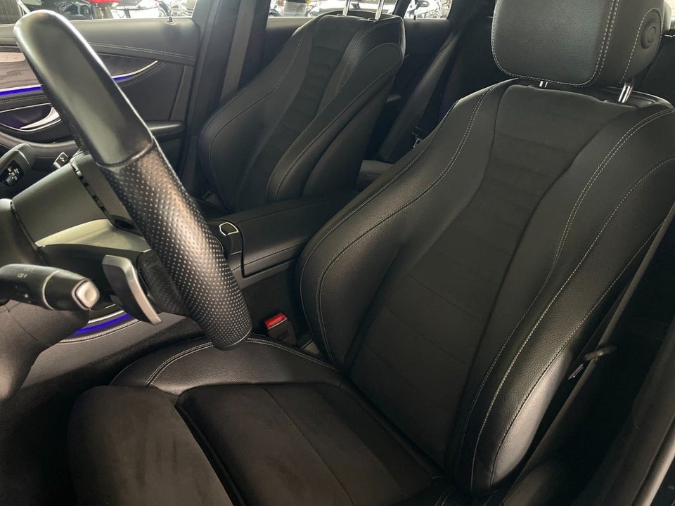 Mercedes E300 e 2,0 AMG Line stc. aut. 5d