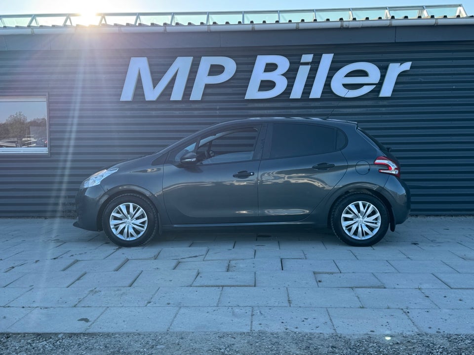 Peugeot 208 1,0 VTi Active 5d