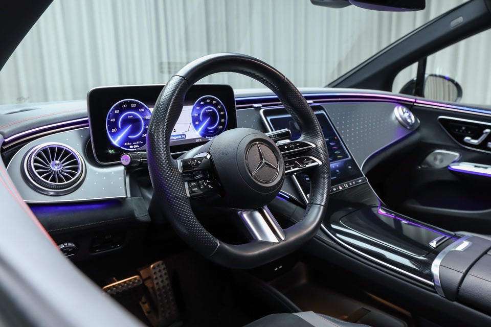Mercedes EQE350 AMG Line 4Matic 4d