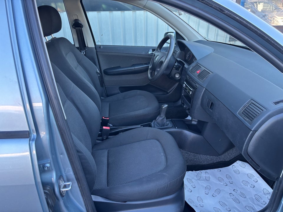 Skoda Fabia 1,2 12V Ambiente Combi 5d
