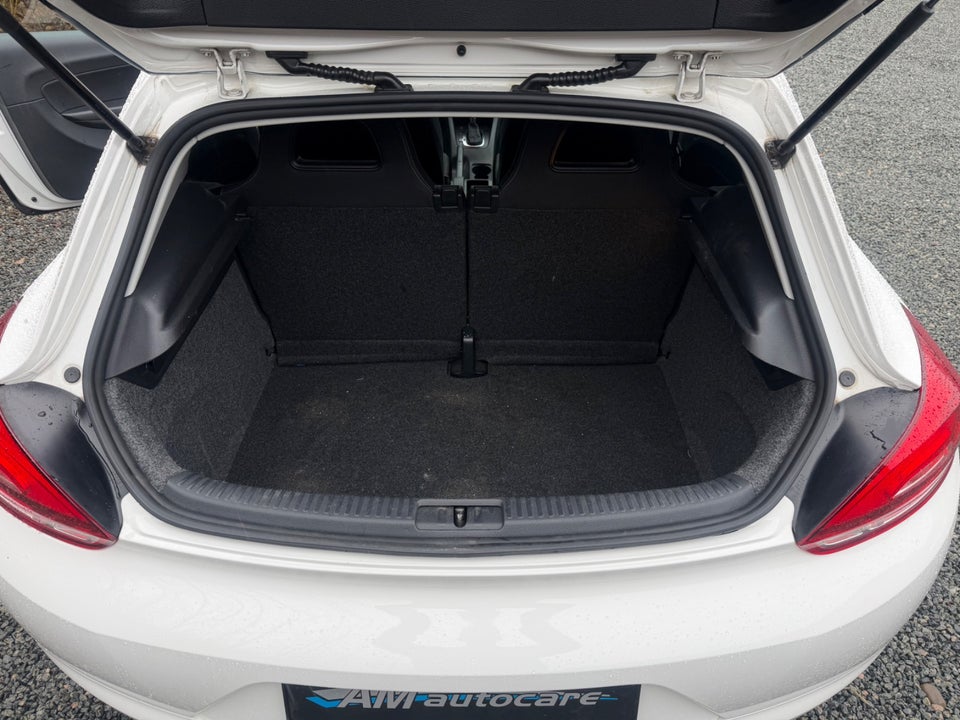 VW Scirocco 2,0 TDi 140 Sport DSG BMT 3d