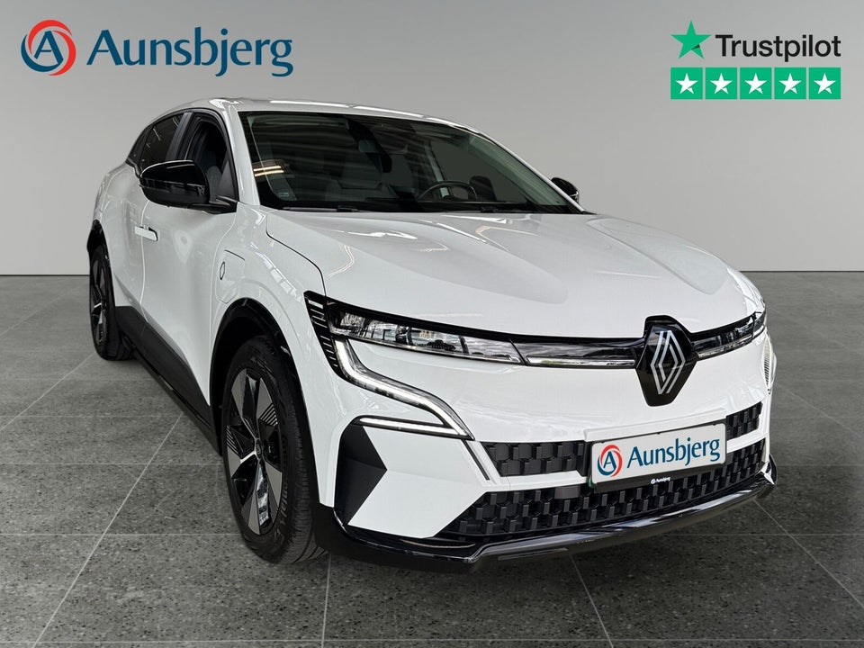 Renault Megane E-Tech 40 Equilibre 5d