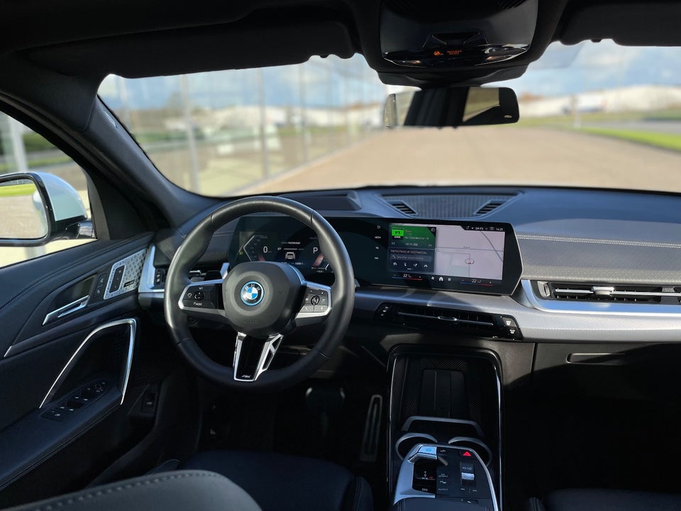 BMW iX2 xDrive30 M-Sport 5d