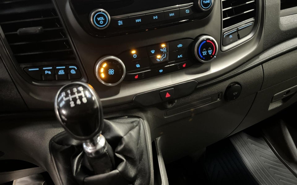 Ford Transit Custom 300L 2,0 TDCi 130 Trend aut.